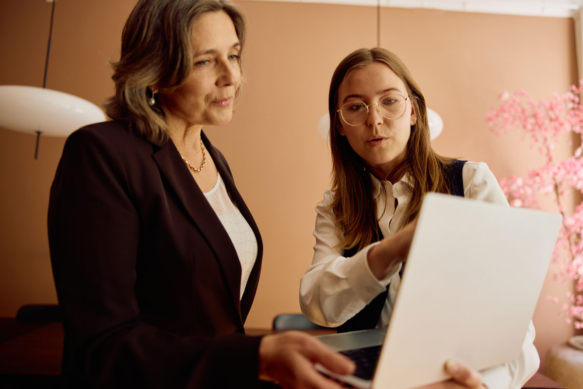 Hvordan Kan I Som Arbejdsplads Styrke Jeres Lederes Arbejdsmiljø Gettyimages 2227544278