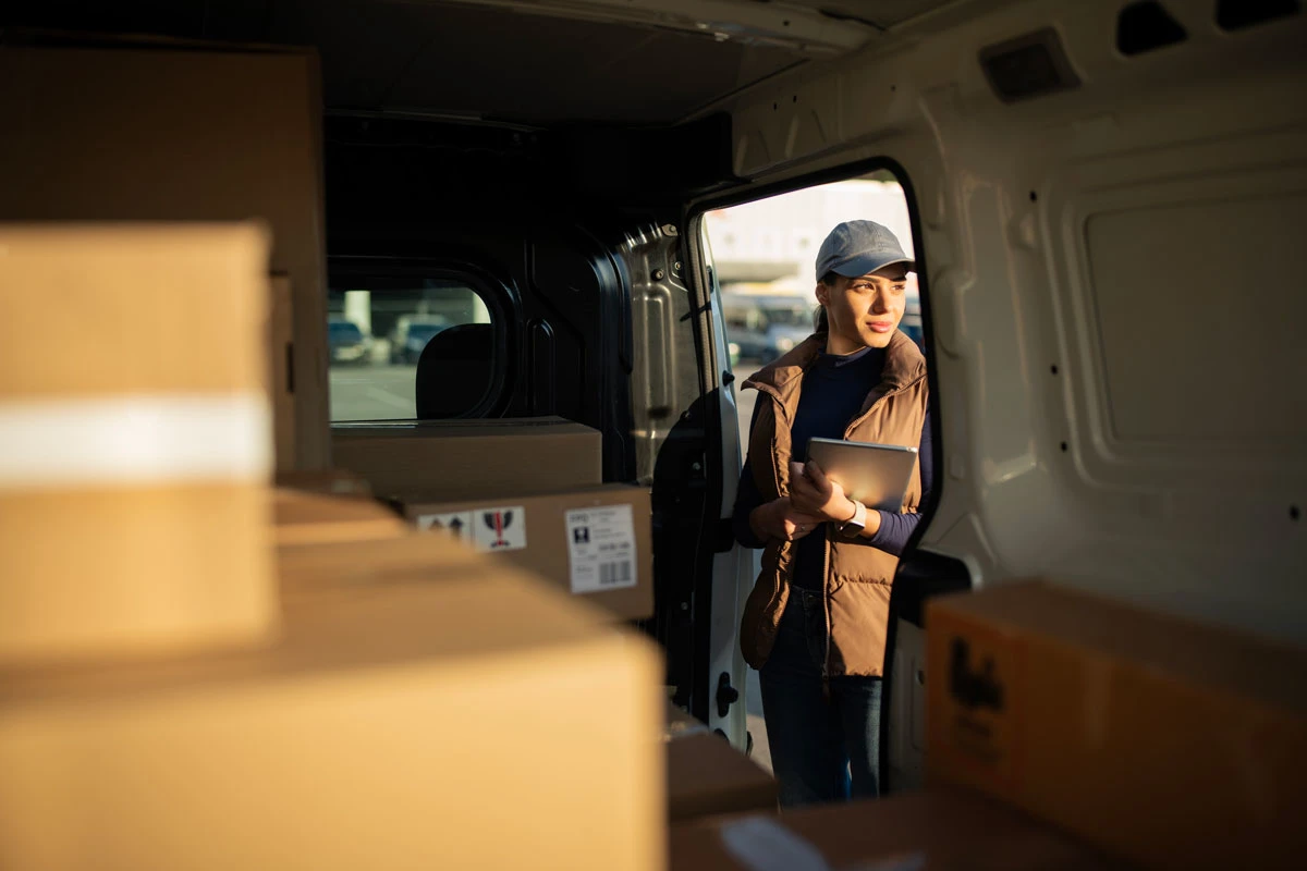 Arbejd Sikkert Med Gods, Pakker Og Varer Gettyimages 2233173338