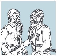 Tegning af to mænd med luftforsynet åndedrætsværn med henholdsvis kompressorforsynet halvmaske og helmaske